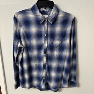 Cosmic Blue Love Women Blue & White Plaid Button Up Long Sleeve Shirt Size M